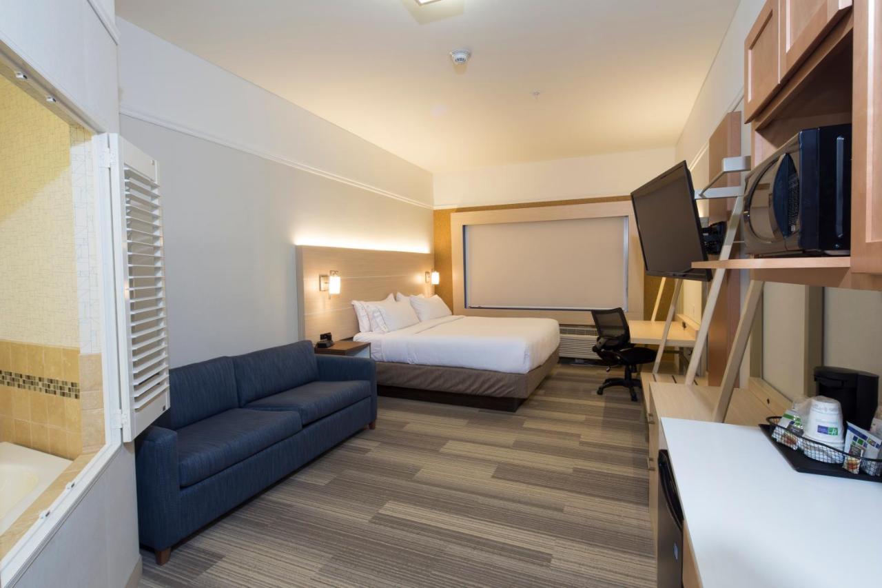 Holiday Inn Express Rochester Hills By Ihg Екстер'єр фото